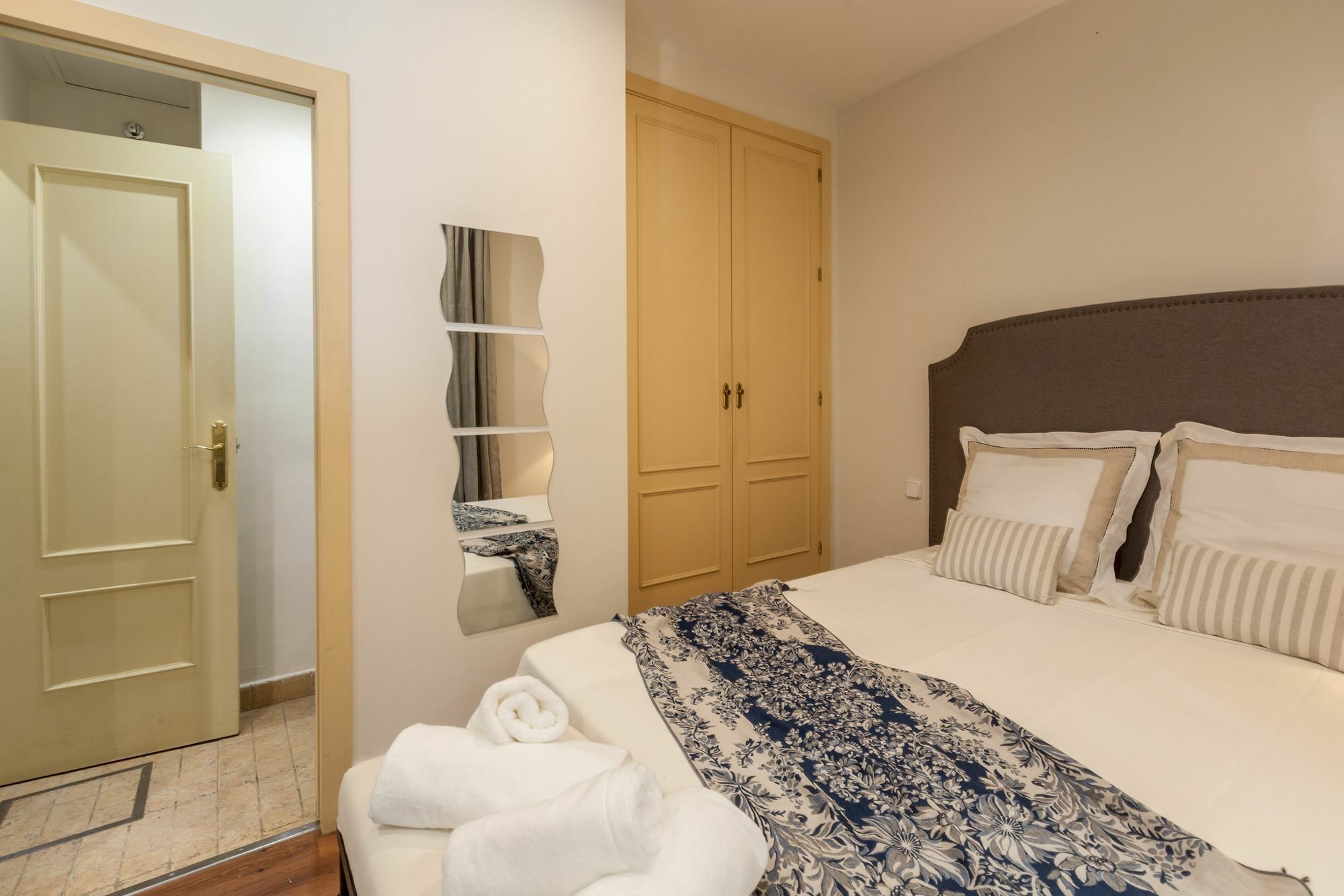 סביליה Green-Apartments Catedral מראה חיצוני תמונה